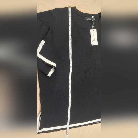 Elegant Black Women's Sweatshirt with White Trim - Picture 10 of 11